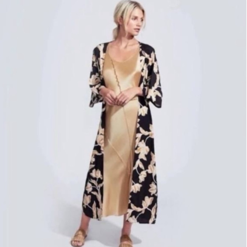 Maison Du Soir Black Floral Kimono Robe Belted S/M Boho Resort Duster Cover Up